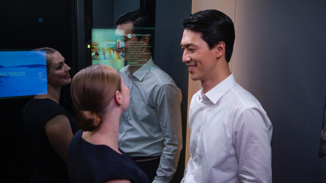 img_DX-a-couple-in-lift-680x383