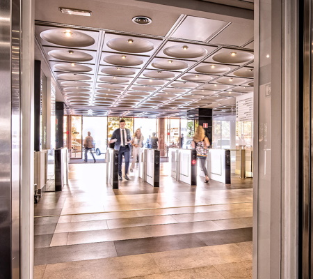 Smart solutions bring an obsolete office block back to life in Madrid