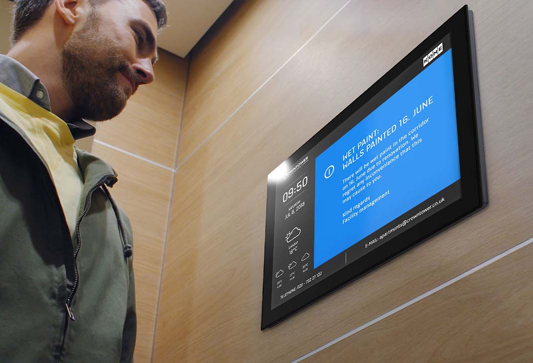 img_resiflow-mediascreen-in-elevator-1070x730